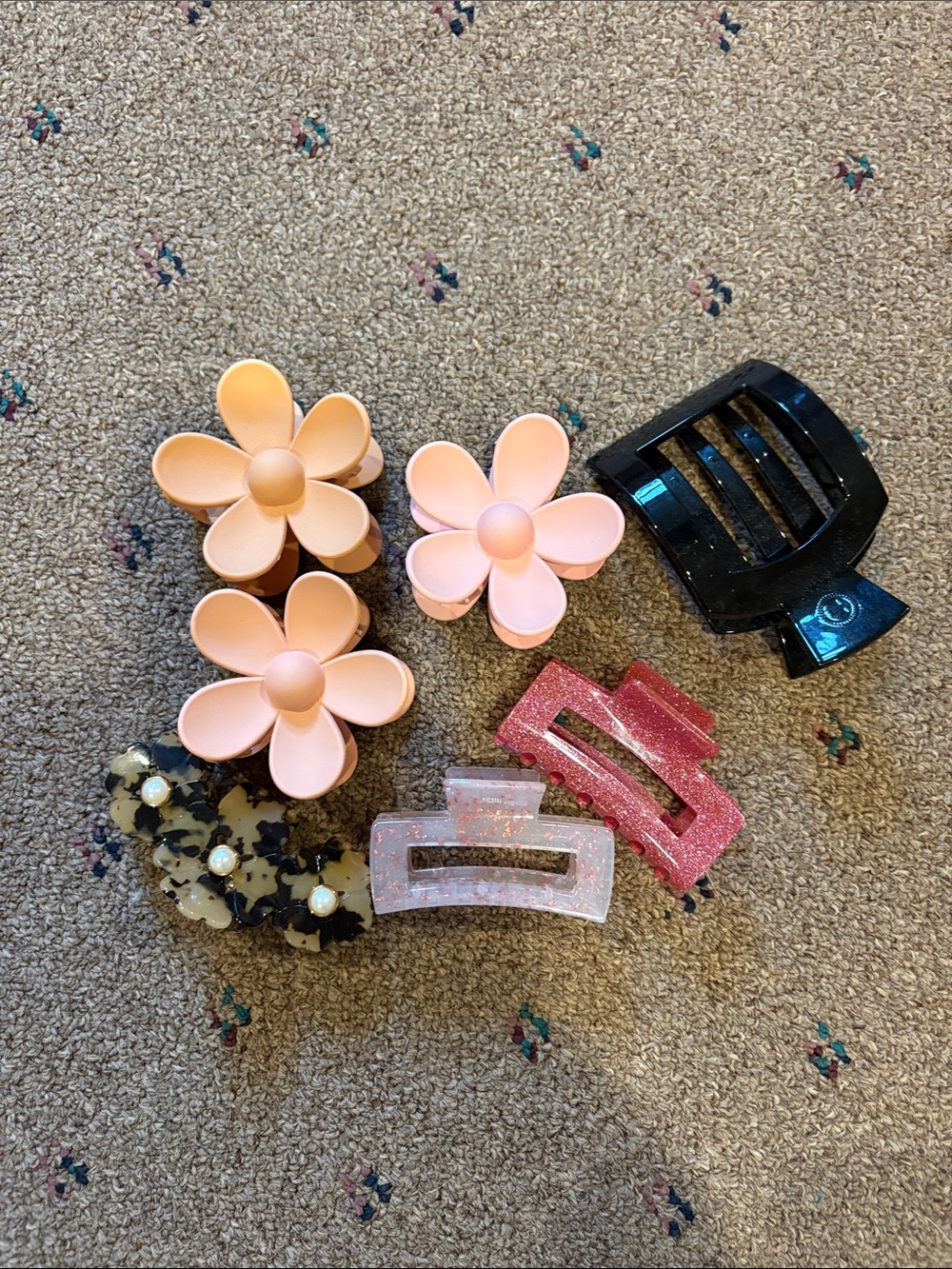 Assorted Floral and Glitter Hair Clip Set — Pink & Black
